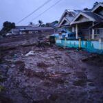 Banjir bandang di Kelurahan Rua, Kota Ternate, Maluku Utara, Minggu (25/8/2024). Foto: X @InfoFPMKI