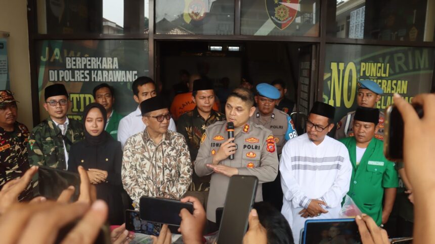 Kapolres Karawang AKBP Edward Zulkarnain