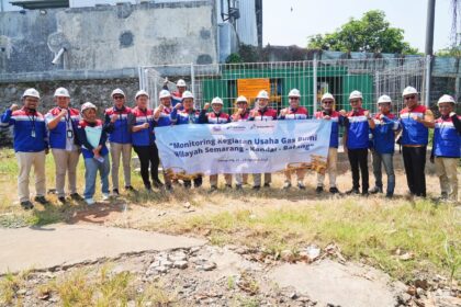 Anggota Komite BPH Migas melakukan kunjungan lapangan di Metering Regulating Station (MRS) di Kawasan Industri Tambak Aji, Semarang, Jawa Tengah. Foto: Dok/BPH Migas
