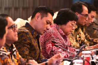 Menteri (ATR/BPN), Agus Harimurti Yudhoyono (AHY) mengikuti Sidang Kabinet Paripurna yang dipimpin Presiden Republik Indonesia (RI), Joko Widodo di Istana Garuda, Ibu Kota Nusantara (IKN). Foto: Dok/(ATR/BPN)