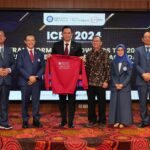 Menteri AHY saat memberi sambutan di International Conference of UNAIR Postgraduate School 2024. Foto: dok humas