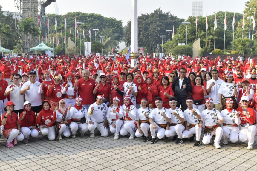 Kementerian Pemuda dan Olahraga Republik Indonesia (Kemenpora RI) memperingati 6 tahun pemecahan rekor dunia senam poco-poco dengan senam bersama Federasi Olahraga Kreasi Budaya Indonesia (FOKBI). (Foto:bagus/kemenpora.go.id)