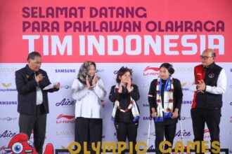 Kementerian Pemuda dan Olahraga (Kemenpora RI) hadir menyambut kedatangan pesenam Rifda Irfanaluthfi di tanah air usai berjuang di Olimpiade Paris 2024. Kemenpora berharap Rifda kembali pulih dari cedera dan berjuang demi mengharumkan nama bangsa.(foto:herry/kemenpora.go.id)