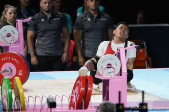 Lifter kebanggaan Indonesia, Eko Yuli Irawan minta maaf usai tak mampu mempersembahkan medali di penampilan kelimanya di Olimpiade. (Foto:NOC Indonesia/Naif Muhammad Al'as)