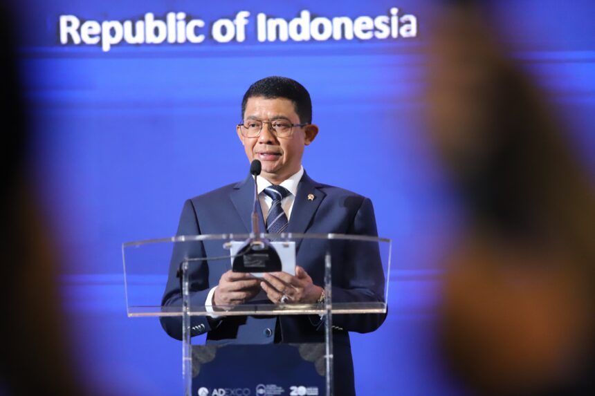 Kepala Badan Nasional Penanggulangan Bencana (BNPB) Letjen TNI Suharyanto saat membuka kegiatan Asia Disaster Management and Civil Protection Expo dan Conference (ADEXCO) dan Global Forum for Sustainable Resilience (GFSR) di JIEXPO, Jakarta, Rabu (11/9/2024). Foto: Ist