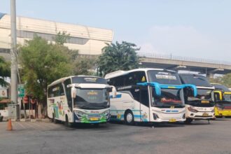 Terminal Kampung Rambutan, Jakarta Timur, menyediakan 100 kantong parkir bus untuk Misa Agung Paus Fransiskus, Kamis (5/9/2024) besok. Foto: Joesvicar Iqbal/ipol.id