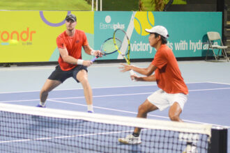 Duet Indonesia-Australia, Nathan Anthony Barki /Blake Ellis, bakal menantang unggulan pertama pada semi final seri ketiga Amman Mineral Men’s Tennis World Championship.