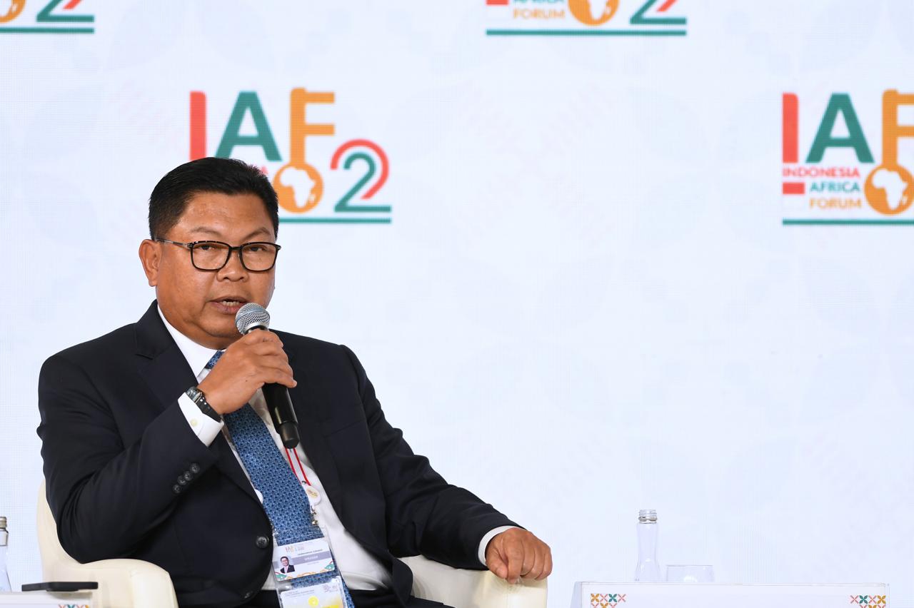 Direktur Utama Bank Mandiri Darmawan Junaidi saat menjadi salah satu panelis pada gelaran Indonesia - Africa Forum (IAF) 2024 yang berlangsung di Bali pada 1 - 3 September 2024. Foto: Dok Bank Mandiri