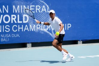 Petenis Indonesia, M. Rifqi ‘Tole’ Fitriadi harus puas hanya membawa pulang satu poin peringkat internasional dari Bali setelah tersingkir pada babak kedua Amman Mineral Men’s World Tennis Championship, Rabu, 4 September 2024.