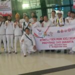 Atlet DKI saat tiba di Bandara Soetta usai Berlaga di Pon Aceh-Sumut. Foto/ipol