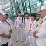 Tim selam kolam DKI Jakarta tiba di Jakarta usai berlaga Pekan Olahraga Nasional (PON) XXI Aceh-Sumut. Rombongan yang di Manageri Bahder Sitepu disambut Ketua Posko kontingen DKI Jakarta Cece Suparman di Bandara Soetta Tangerang sekitar pukul 16.00.