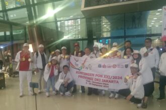 Tim bridge DKI kembali ke Jakarta usai berlaga di Pekan Olahraga Nasional (PON) XXI Aceh-Sumatera Utara 2024. Rombongan disambut tim Posko DKI saat tiba di Bandara Soetta, Tangerang, Jumat (20/9) pukul 20.00.