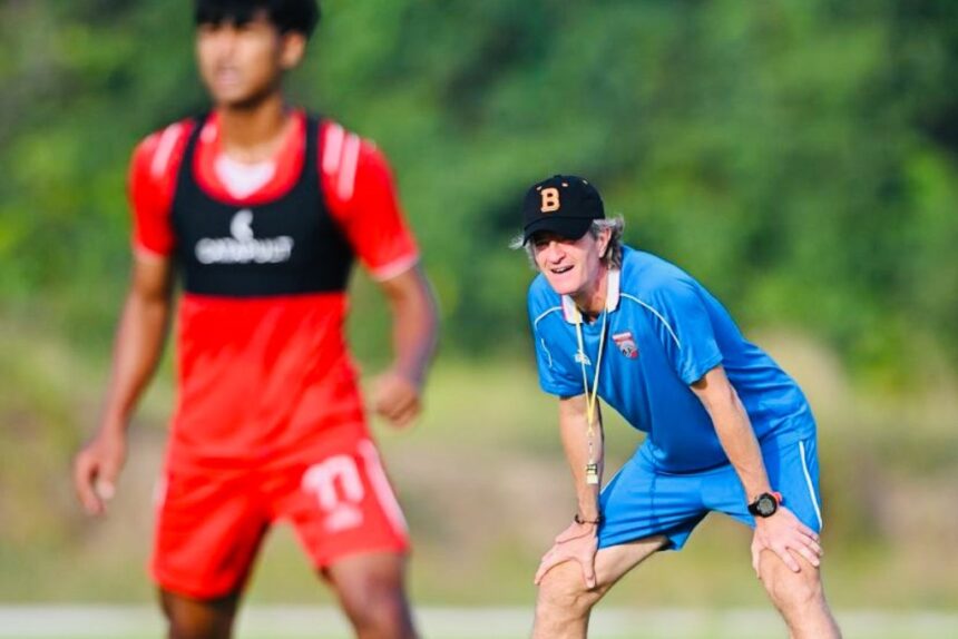 Pelatih Borneo FC Samarinda, Pieter Huistra