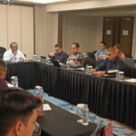 Anggota Komite BPH Migas Abdul Halim (baju putih) dalam Stakeholder Meeting. Foto: dok humas BPH Migas