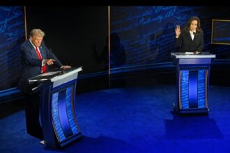 Data Nielsen menyebut debat Trump vs HArris terakhir disaksikan 67,1 juta pemirsa televisi. Foto: X @TRTWorldNow