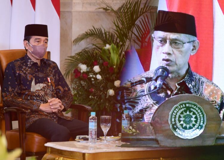 Ketua Umum PP Muhammadiyah, Prof Haedar Nashir, bertemua dengan Presiden Joko Widodo di Kompleks Istana Kepresidenan, Jakarta Pusat, Selasa (17/9/2024). Foto: PP Muhammadiyah