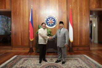 Menhan Prabowo Subianto saat melakukan pertemuan resmi dengan Presiden Filipina, Ferdinand Romualdez Marcos Jr., di Istana Malacanang, Manila, Jumat (20/9/2024). Foto: Kemhan