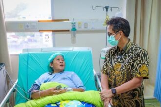 Menkes Budi G Sadikin, tidak menyangka Kepulauan Riau dapat melakukan operasi jantung terbuka, yang sebelumnya hanya bisa ditemui di kota-kota besar. Foto: Kemenkes