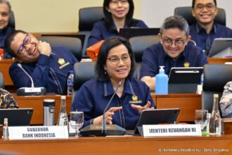 Menteri Keuangan Sri Mulyani Indrawati mengikuti rapat kerja dengan Badan Anggaran DPR di Kompleks Parlemen, Senayan, Jakarta, Rabu (4/9/2024). Foto: dok. Kemenkeu