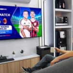 Menikmati tayangan pertandingan UEFA Champion league melalui TV Sharp di aplikasi vidio