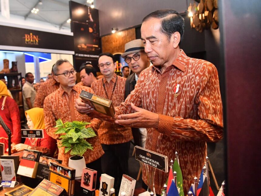 Presiden Joko Widodo (Jokowi) secara resmi membuka Trade Expo Indonesia (TEI) Ke-39 yang diselenggarakan di Indonesia Convention Exhibition (ICE), BSD, Kabupaten Tangerang, Provinsi Banten, Rabu (9/10/2024). Foto: BPMI Setpres