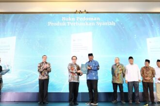 OJK terbitkan buku pedoman produk perbankan syariah. Foto: OJK