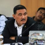 Anggota Fraksi Nasdem DPRD DKI Jakarta, Ongen Sangaji saat mengikuti rapat Komisi A.(Foto sofian/ipol.id)