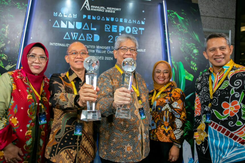 bank bjb dan bank bjb Syariah Raih Penghargaan Annual Report Award (ARA) 2023