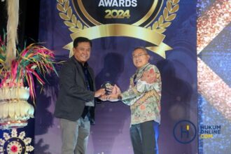 PT Pegadaian meraih penghargaan sebagai The Most Innovative In-House Counsel Non-Bank Financial Industry pada In-House Counsel Summit & Award 2024. Foto: Ist