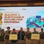 Melalui program Innovillage, Telkom mendorong mahasiswa Indonesia untuk aktif berpartisipasi dalam memberi ide solutif pada berbagai permasalahan masyarakat melalui pengembangan aplikasi digital yang sesuai dengan Social Development Goals (SDGs). Foto: Telkom Indonesia