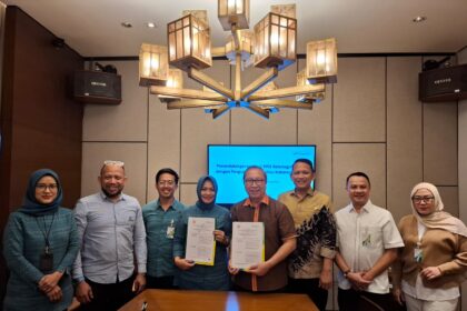 Kantor Cabang BPJS Ketenagakerjaan Jakarta Mangga Dua menandatangani MoU dengan Pengurus Besar Jujitsu Indonesia tentang penyelenggaraan program Jamsostek bagi olahragawan maupun pelaku olahraga. Foto: Ist