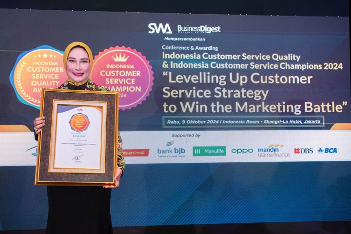 bank bjb memperoleh penghargaan Indonesia Customer Service Quality (ICSQ) Award 2024 pada Rabu, 9 Oktober 2024 di Hotel Shangri-La Jakarta kategori Bank Pembangunan Daerah dan mendapatkan Peringkat 1 (Champion) dengan predikat Excellent. Foto: Ist