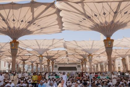 Masjid Nabawi, Madinah, Arab Saudi,