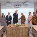 Ditandatangani di Jakarta, Nota Kesepahaman (MoU) antara UKEF dan Indonesia Eximbank menyampaikan intensi untuk berkolaborasi dalam proyek-proyek baru di seluruh dunia, terutama di Afrika dan Indo-Pasifik. Foto: Indonesia Eximbank