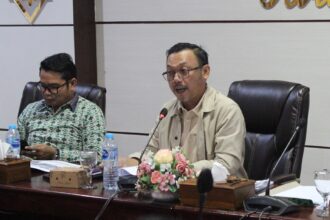 Kepala Badan Pertanahan Nasional (BPN) Kota Palangka Raya, Indra Gunawan, mengikuti rapat Forum Penataan Ruang Kota Palangka Raya, Kamis 10 Oktober 2024. (Foto BPN Kota Palangka Raya)