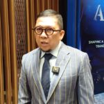 Anggota DPR RI fraksi Partai Golkar, Ahmad Doli Kurnia Tandjung saat meraih penghargaan Tokoh Transformasi Politik dan Demokrasi di hotel di kawasan Kuningan, Setiabudi, Jakarta Selatan, Kamis (18/10/2024) malam. Foto: Joesvicar Iqbal/ipol.id