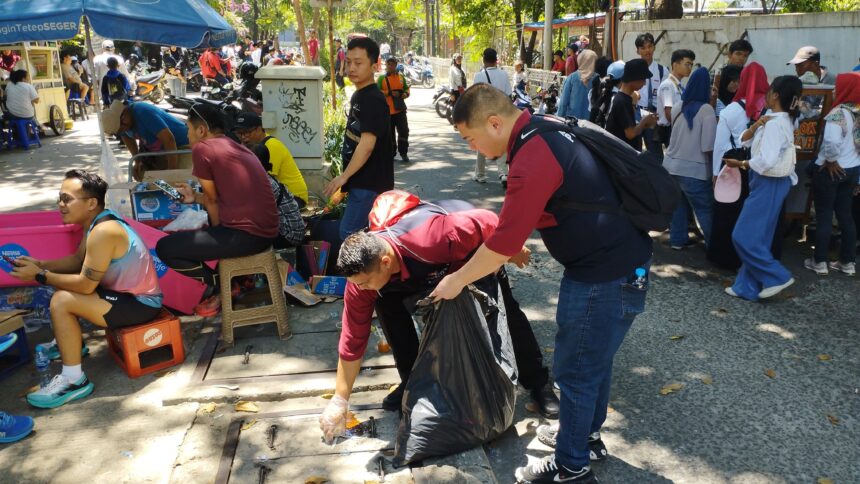 Artha Graha Peduli (AGP) ikut berpartisipasi dalam Pelantikan Presiden dan Wakil Presiden, dengan menurunkan ribuan Tim Saber (Sapu Bersih), pada Minggu (20/10/2024) di seluruh titik lokasi panggung pesta rakyat.