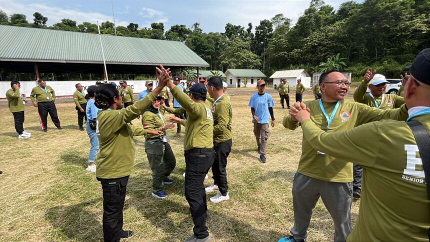 Suasana saat para peserta Pelatihan Senior Disaster Management Training (SDMT) antusias mengikuti kegiatan pelatihan digelar di Pusat Misi Pemeliharaan Perdamaian (PMPP) Sentul, Bogor, Jawa Barat, Senin (21/10/2024). Foto: Ist