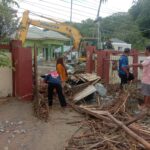 Kondisi rumah warga, perkantoran pemerintah daerah, hingga musala di Kabupaten Bone Bolango rusak terdampak banjir bandang yang terjadi pada Senin (21/10/2024) malam. Foto: BPBD Kabupaten Bone Bolango