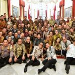 Presiden Joko Widodo menggelar jamuan santap siang bersama seluruh jajaran kabinet Indonesia Maju di Istana Negara, Jakarta, Jumat, 18 Oktober 2024. Foto: BPMI Setpres