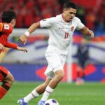 Timnas Indonesia kalah 1-2 dari China di Kualifikasi Piala Dunia 2026 Baca artikel CNN Indonesia "Hasil China vs Indonesia: Kuasai Laga, Garuda Kalah 1-2" selengkapnya di sini: https://www.cnnindonesia.com/olahraga/20241015203538-142-1155716/hasil-china-vs-indonesia-kuasai-laga-garuda-kalah-1-2. Foto: Instagram @timnasindonesia