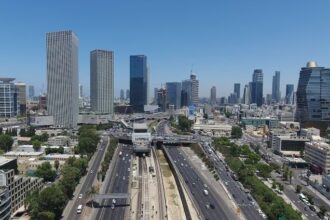 Pemandangan Kota Tel Aviv, Ibu Kota Israel sebelum diserang proxi Iran. Foto: Alexey Bogoslavsky wikipedia