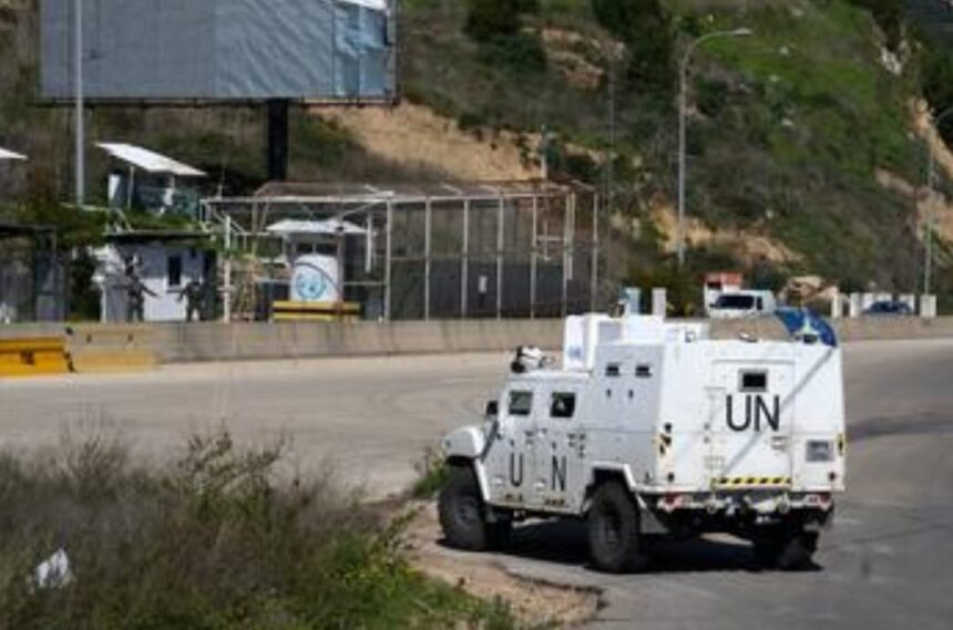 Pasukan perdamaian PBB UNIFIL saat berpatroli di wilayah Vicinity of Tyre Selatan Lebanon. Foto: Pasqual Gorriz/ PBB fhoto