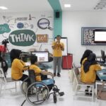 Ilustrasi penyandang disabilitas yang mendapatkan jaminan dari KPU DKI bakal ikut memilih di Pilkada Jakarta 2024.(Foto Telkom Indonesia)