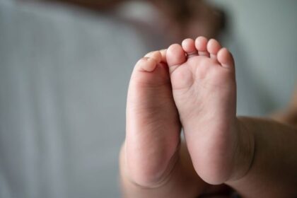 Ilustrasi, Kaki bayi kecil. Foto: Freepik, @jcomp