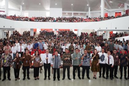 OJK Gelar EdukasiKeuangan di Universitas Sam Ratulangi