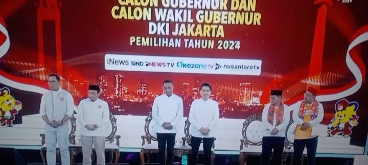 Tiga pasangan cagub saat acara debat cagub di JIExpo, Kemayoran.(foto jepretan tv inews)