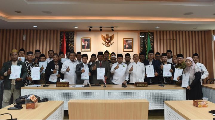 Kemenag SK izin operasional lembaga pendidikan pesantren. Foto: Kemenag