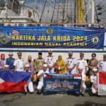 KRI Bima Suci yang berlabuh di Pier 15 South Harbor, Manila, Filipina. Foto: Kemlu