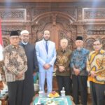 Duta Besar Libya HE Mr Zakarya MM El Maghrabi saat melakukan kunjungan penting ke Pimpinan Pusat Muhammadiyah. Foto: PP Muhammadiyah